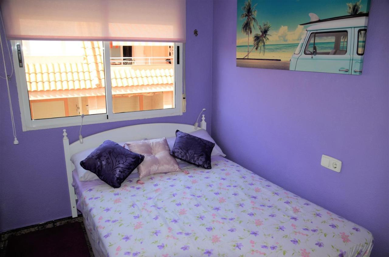Naufragos Beach Apartment Торрев'єха Екстер'єр фото